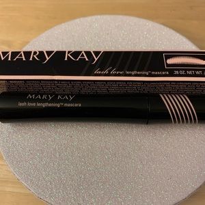 Mary Kay Lash Love Lengthening Mascara- Black